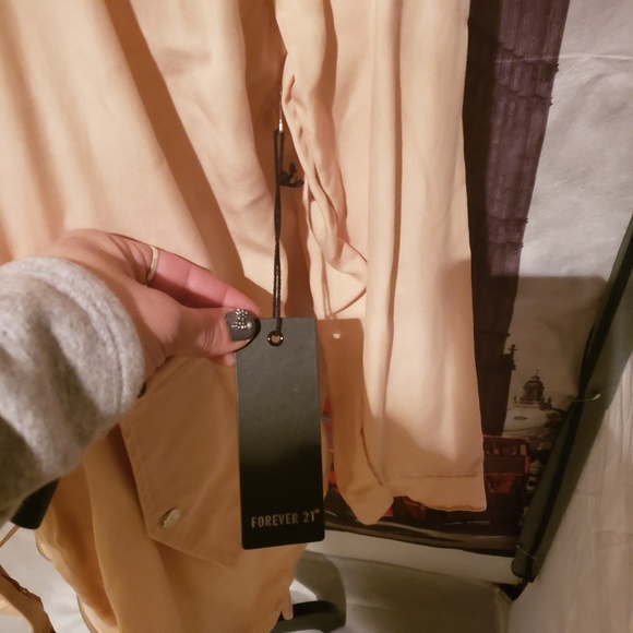 NWT! FOREVER 21 TAN LIGHTWEIGHT JACKET - Picture 2 of 8